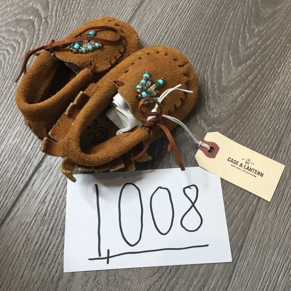 NWT Cage & Lantern Hand Made Leather Beaded Slip On Moccasin Suede Brown 5